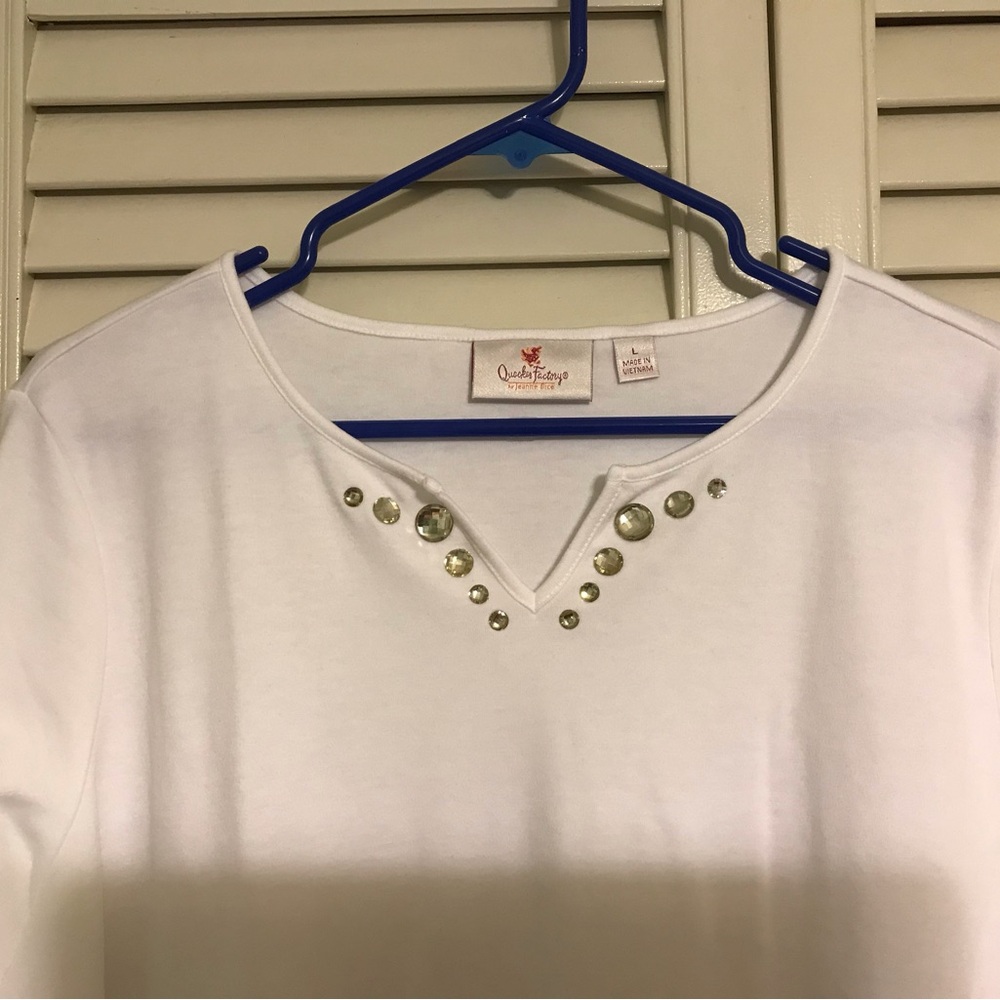 Quacker Factory Rhinestone Top - Picture 3 of 5